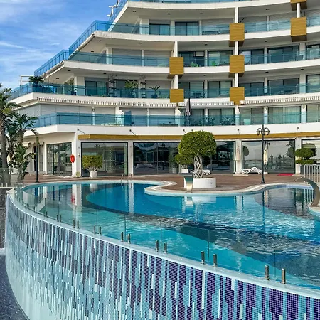 Qoople Elite Admiral Appartement *