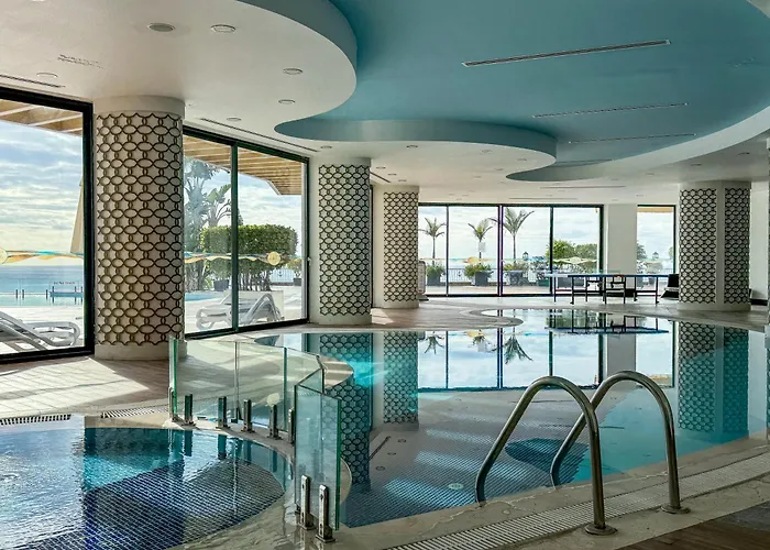 Qoople Elite Admiral * 阿拉尼亚